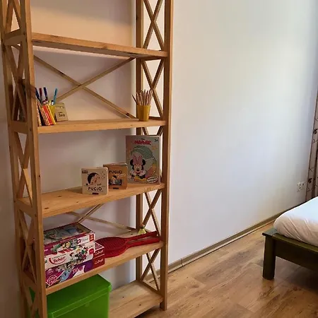 Daire Z Garazem I Ogrodem Kolobrzeg
