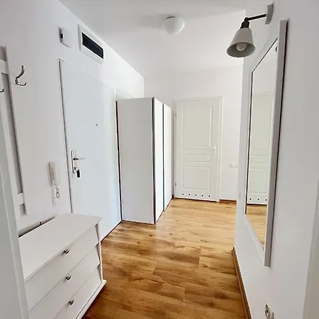 Appartamento Z Garazem I Ogrodem *