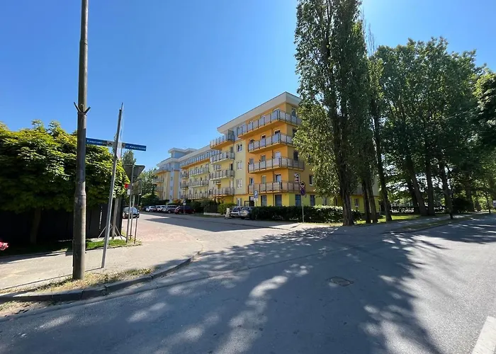 Lejlighed Z Garazem I Ogrodem