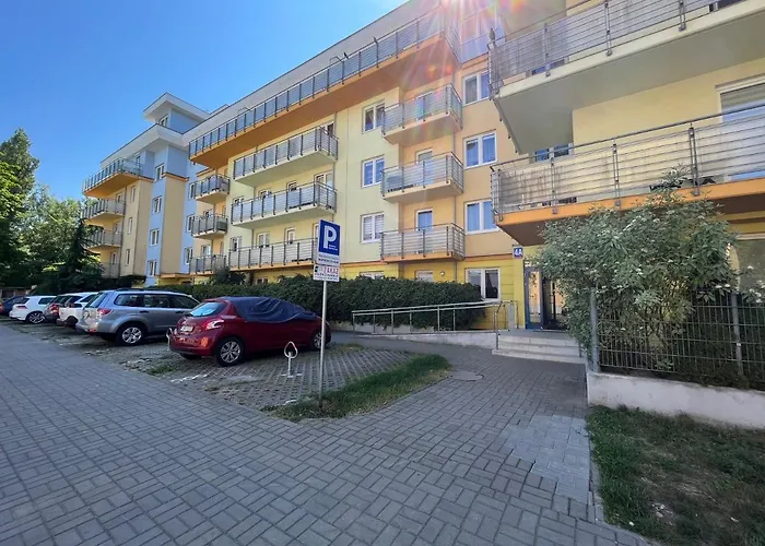 Z Garazem I Ogrodem Kołobrzeg